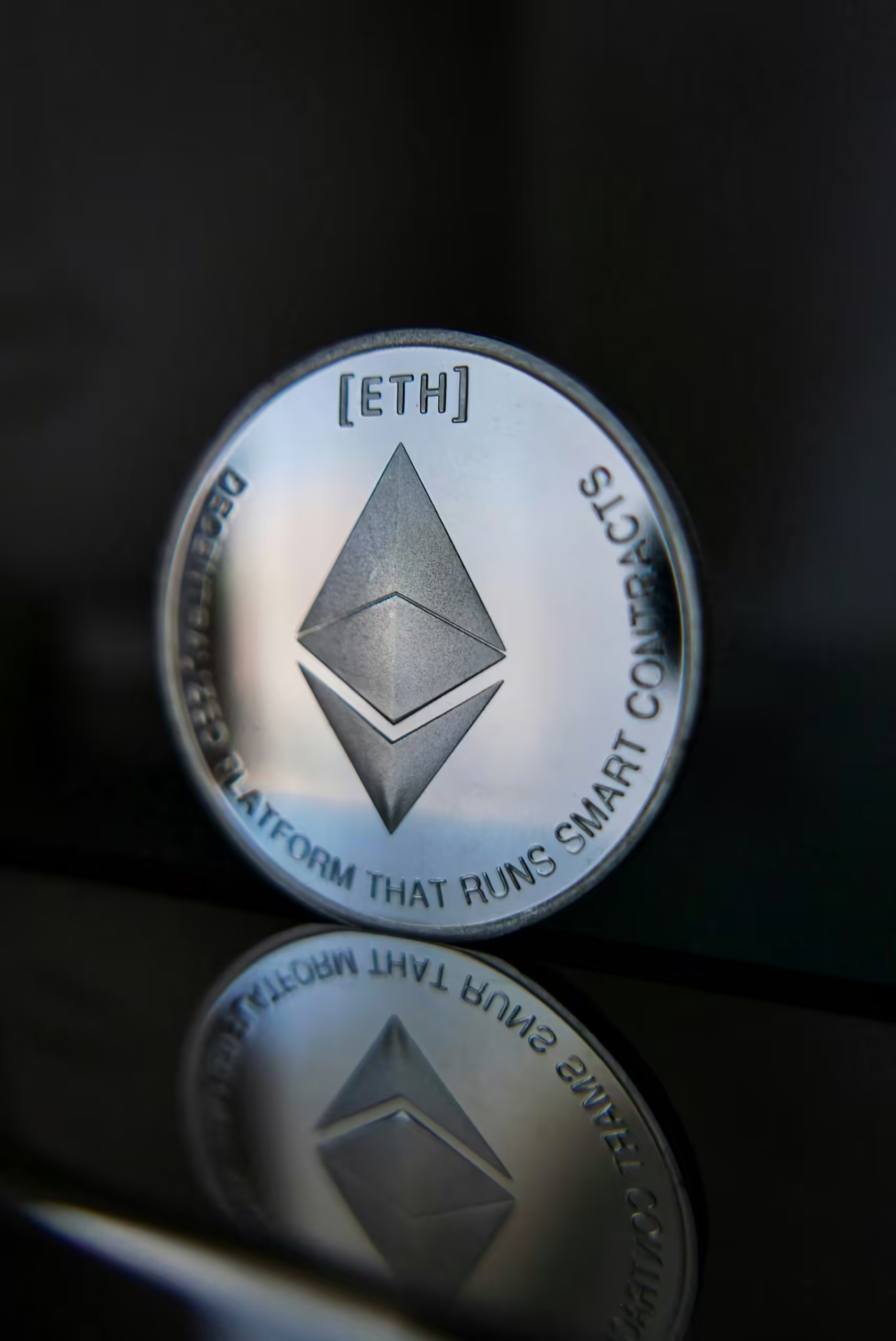 Vitalik Buterin: Ethereum'un Kurucusu Kim? Ethereum'un Arkasındaki Dehanın İlham Verici Başarı Hikayesi