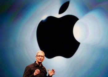 Apple CEO'su Tim Cook Twitter'da!
