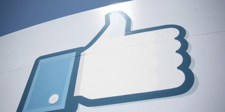 Popüler Sosyal Medya Sitesi Facebook’tan Yıldızlı Oylama